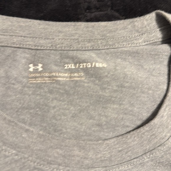 Under Armour, grey Stevenson T-shirt size XXL. - Picture 3 of 4